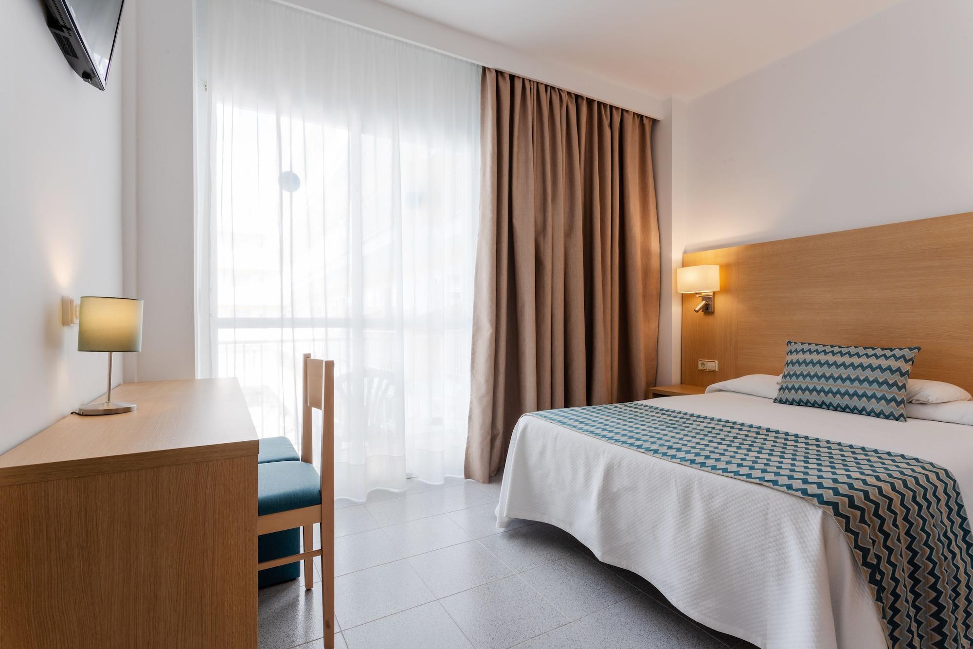 Hotel Riutort Ел Аренал Екстериор снимка