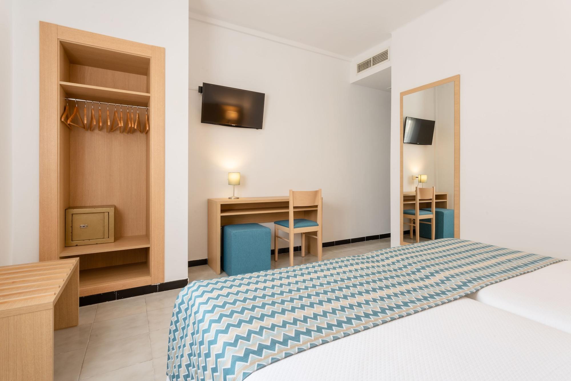 Hotel Riutort Ел Аренал Екстериор снимка