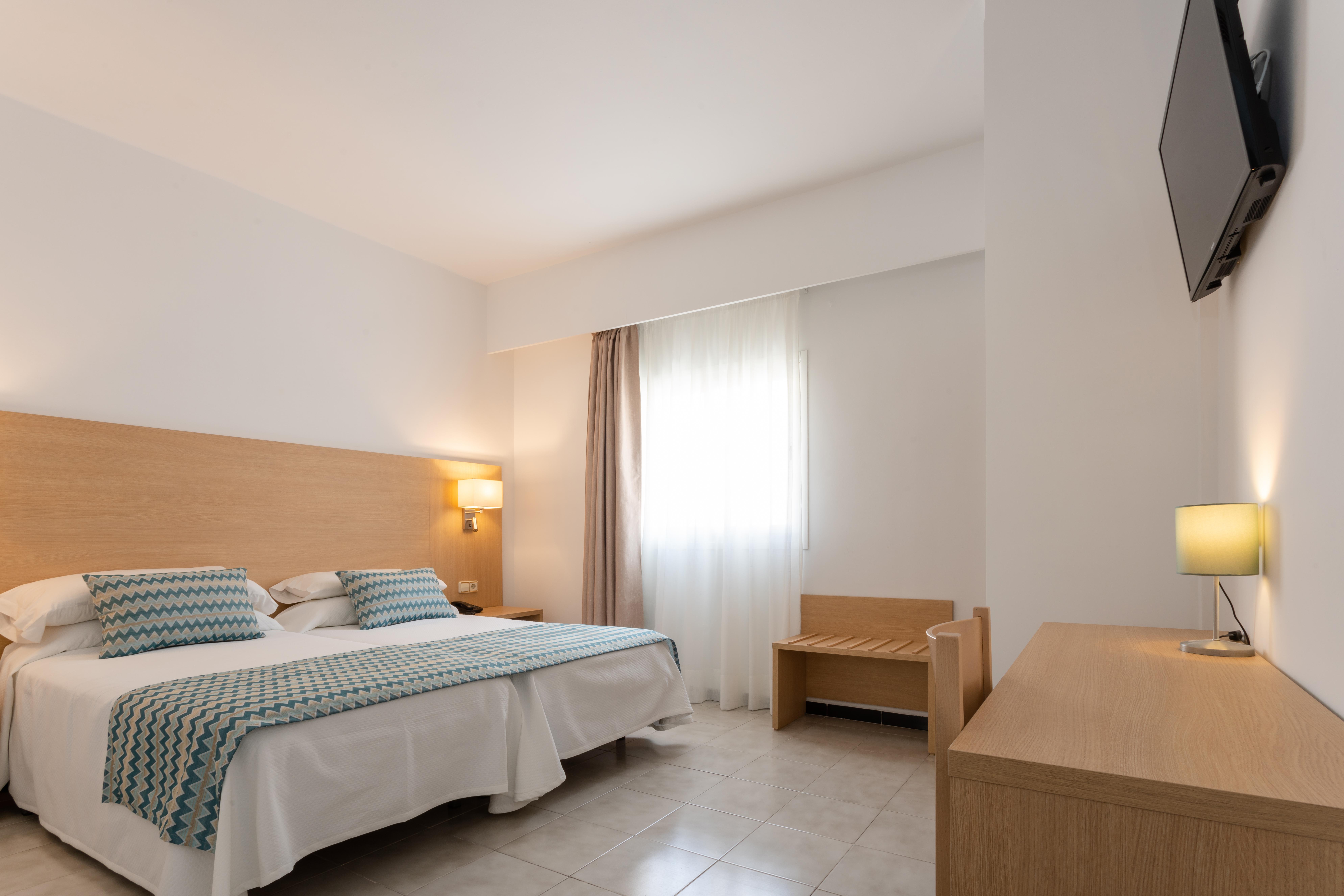 Hotel Riutort Ел Аренал Екстериор снимка