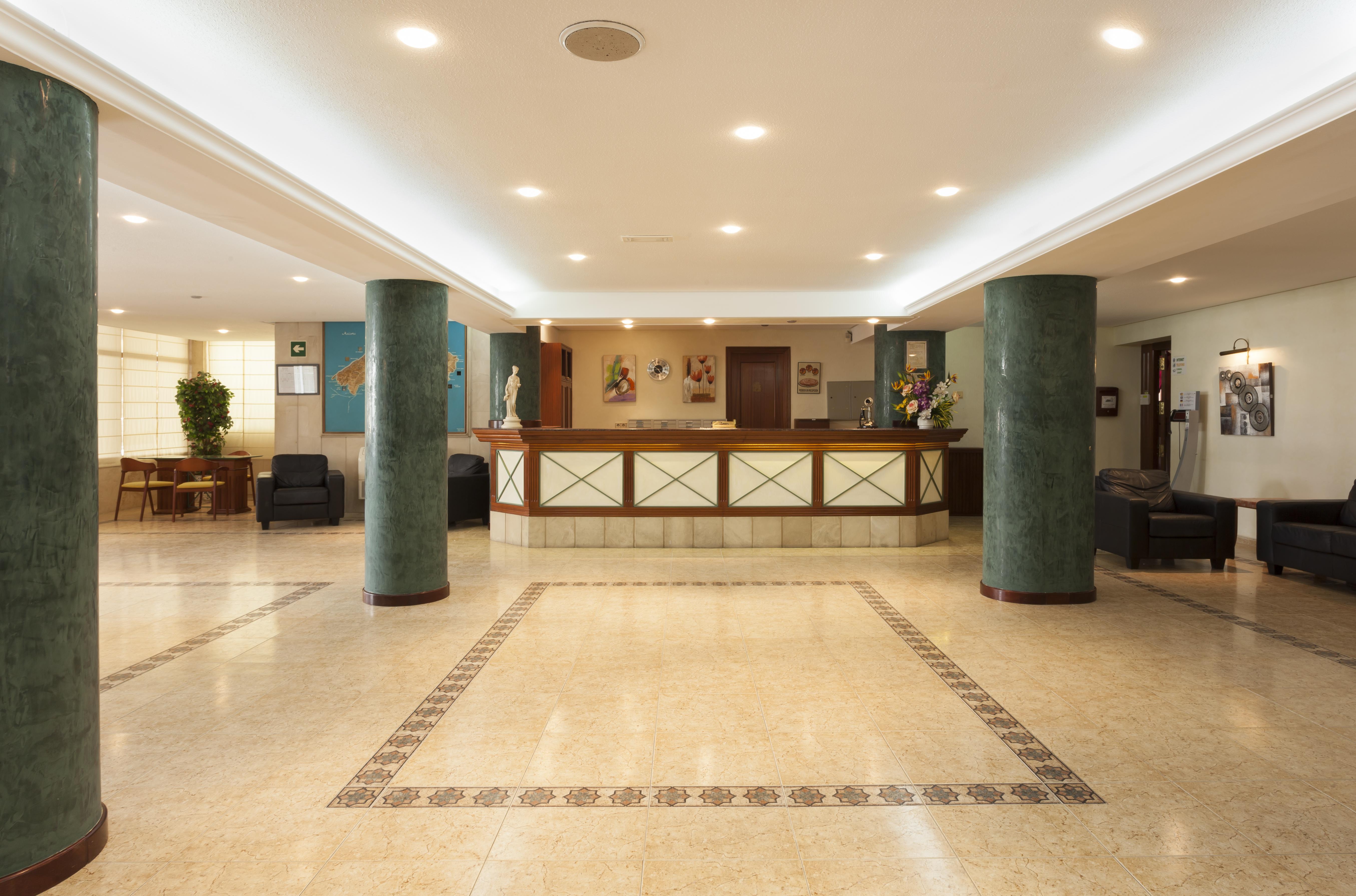 Hotel Riutort Ел Аренал Екстериор снимка