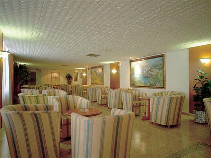 Hotel Riutort Ел Аренал Екстериор снимка